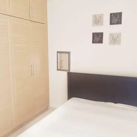 Nice Two-bedroom In Turtle Bay Village 公寓