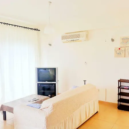 Nice Two-bedroom In Turtle Bay Village Apartman Kerínia