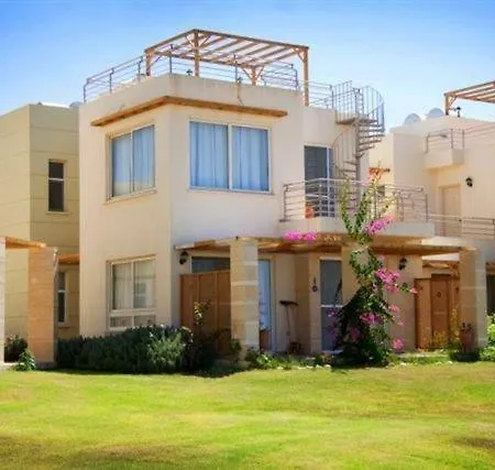 Nice Two-bedroom In Turtle Bay Village Apartman Kerínia